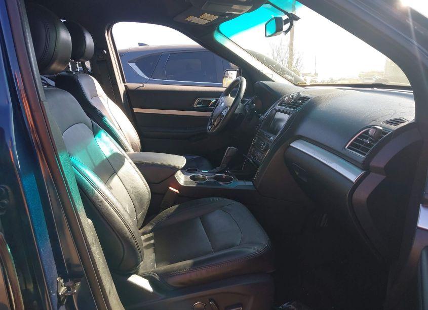 Photo 5 of 2016 Ford Explorer XLT (VIN 1FM5K7D88GGC41181)