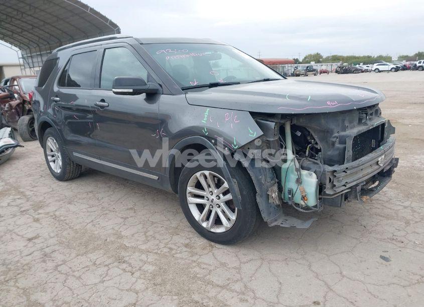 2016 Ford Explorer XLT (VIN 1FM5K7D88GGC85343) main photo
