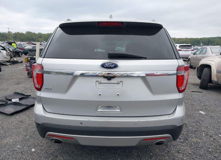Photo 16 of 2017 Ford Explorer XLT (VIN 1FM5K7D88HGB04369)