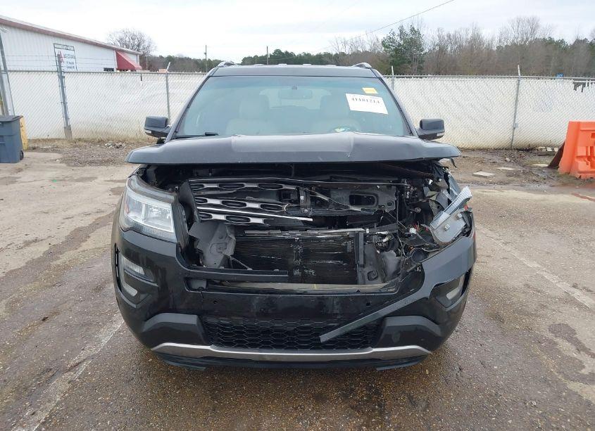 Photo 12 of 2017 Ford Explorer XLT (VIN 1FM5K7D88HGB43608)