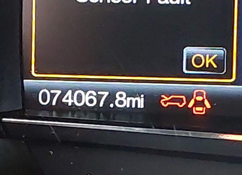 Photo 15 of 2017 Ford Explorer XLT (VIN 1FM5K7D88HGB43608)