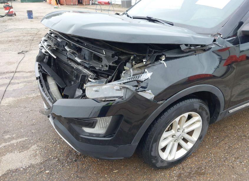 Photo 17 of 2017 Ford Explorer XLT (VIN 1FM5K7D88HGB43608)