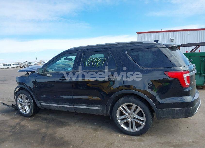 Photo 14 of 2017 Ford Explorer XLT (VIN 1FM5K7D88HGD91079)