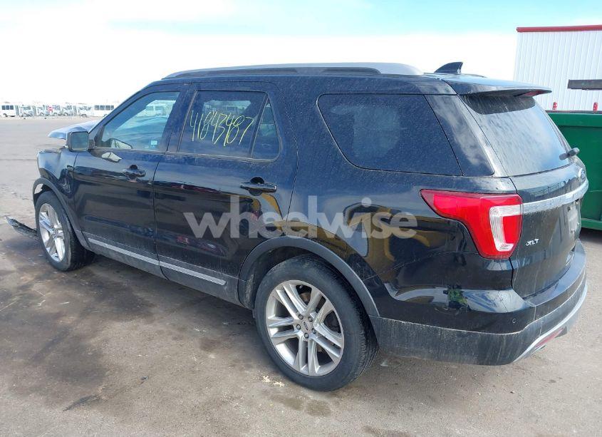 Photo 3 of 2017 Ford Explorer XLT (VIN 1FM5K7D88HGD91079)