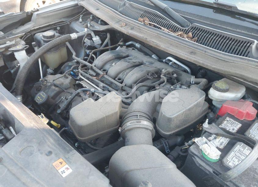 Photo 10 of 2018 Ford Explorer XLT (VIN 1FM5K7D88JGA39528)