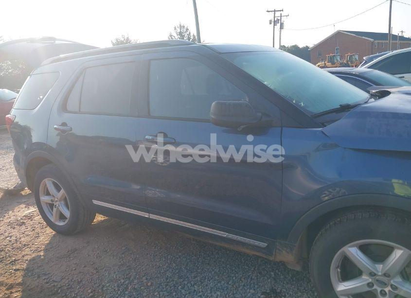 Photo 14 of 2018 Ford Explorer XLT (VIN 1FM5K7D88JGA39528)