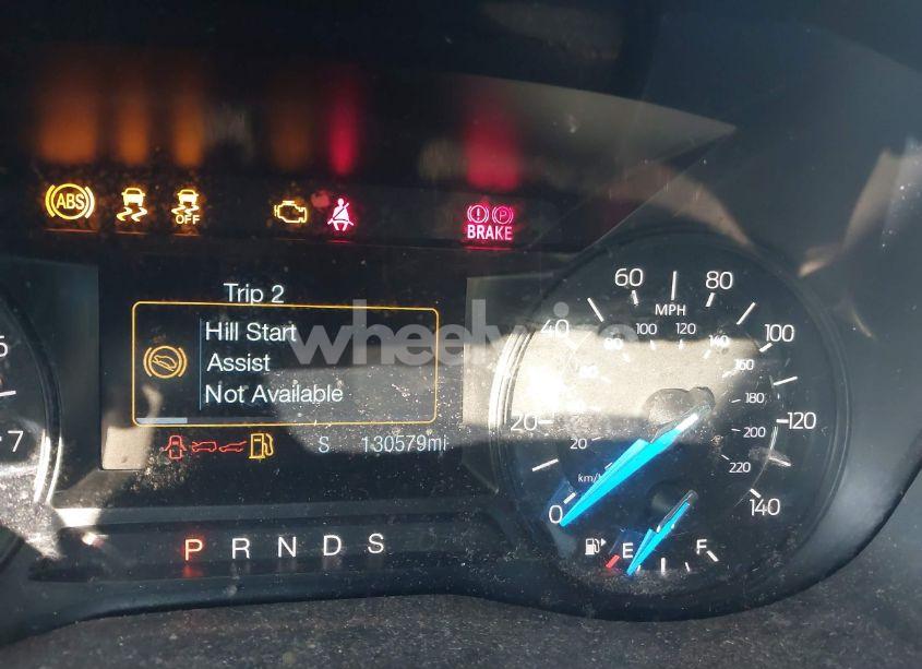 Photo 16 of 2018 Ford Explorer XLT (VIN 1FM5K7D88JGA39528)