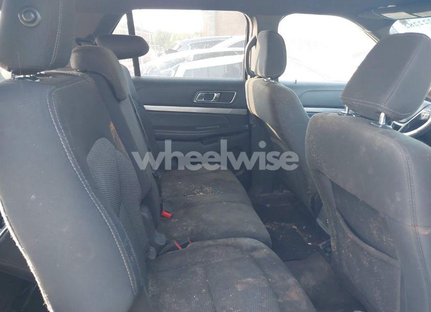 Photo 8 of 2018 Ford Explorer XLT (VIN 1FM5K7D88JGA39528)