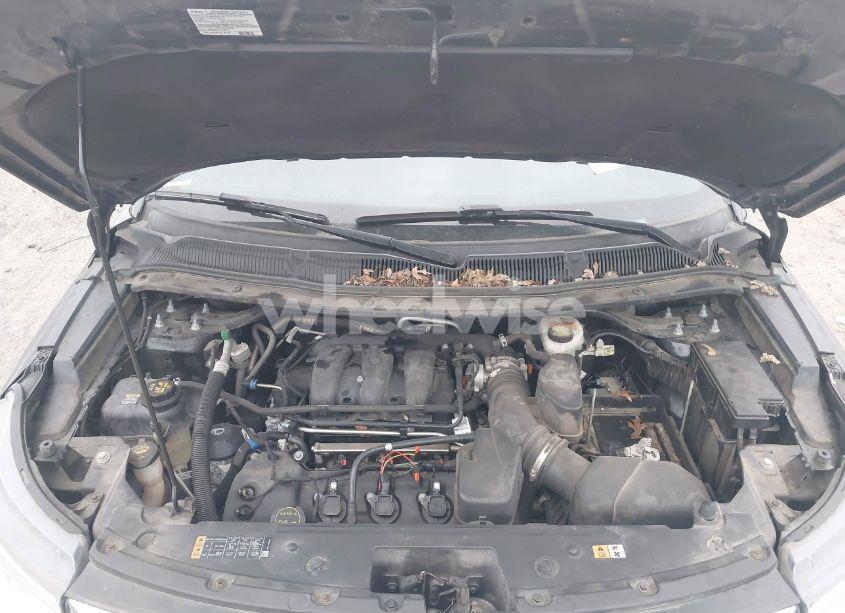 Photo 10 of 2018 Ford Explorer XLT (VIN 1FM5K7D88JGA51890)