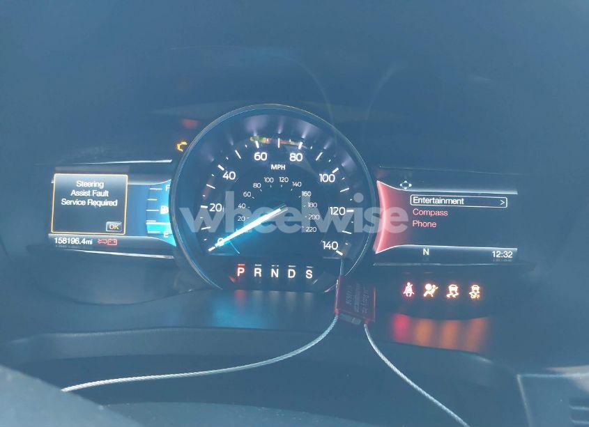 Photo 7 of 2018 Ford Explorer XLT (VIN 1FM5K7D88JGC52012)