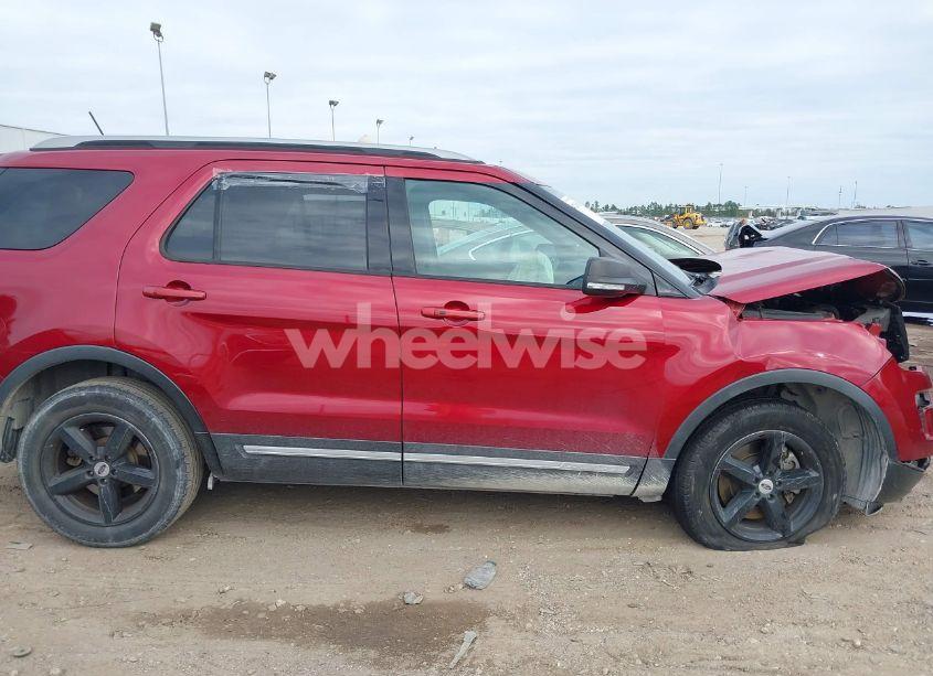 Photo 14 of 2019 Ford Explorer XLT (VIN 1FM5K7D88KGA59845)