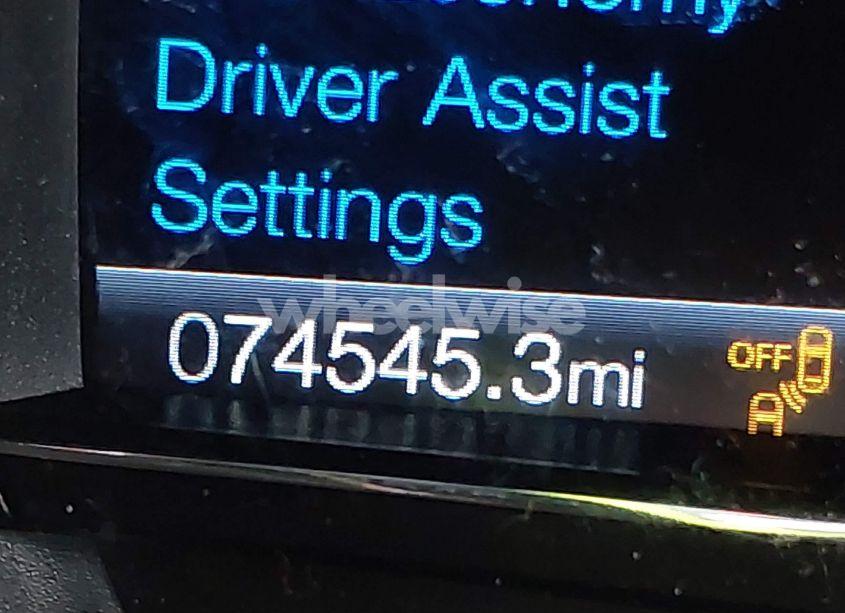 Photo 16 of 2019 Ford Explorer XLT (VIN 1FM5K7D88KGA59845)