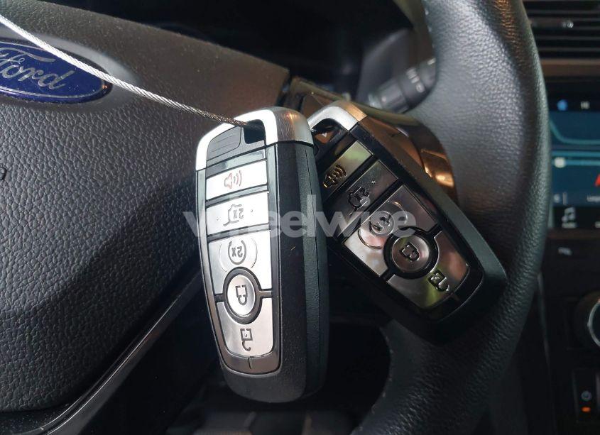 Photo 11 of 2019 Ford Explorer XLT (VIN 1FM5K7D88KGA88469)