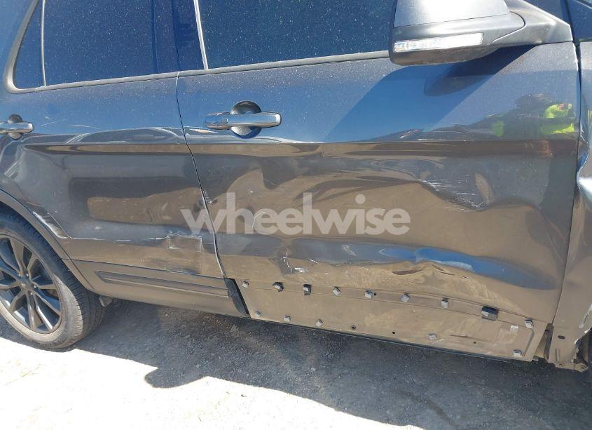 Photo 18 of 2019 Ford Explorer XLT (VIN 1FM5K7D88KGA88682)