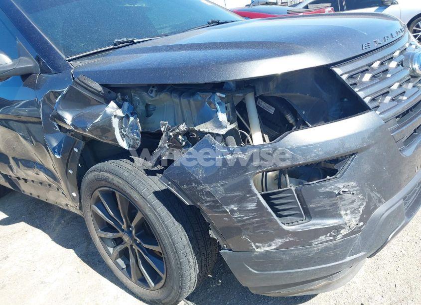 Photo 22 of 2019 Ford Explorer XLT (VIN 1FM5K7D88KGA88682)