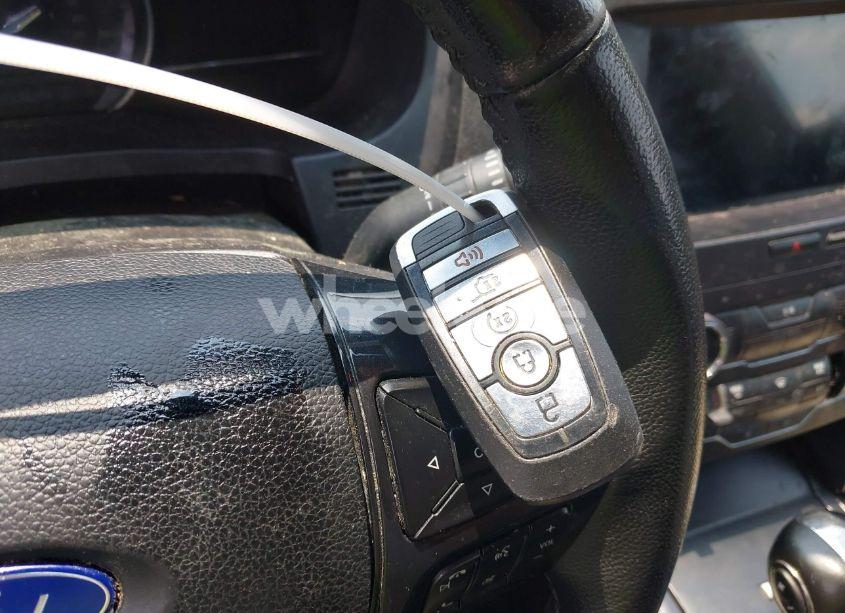 Photo 11 of 2019 Ford Explorer XLT (VIN 1FM5K7D88KGA92134)