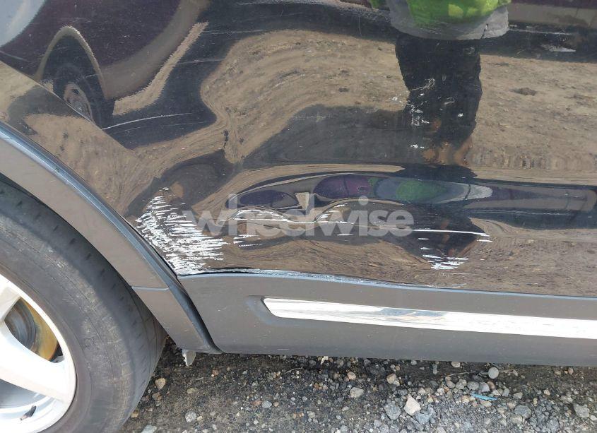 Photo 18 of 2019 Ford Explorer XLT (VIN 1FM5K7D88KGA92134)