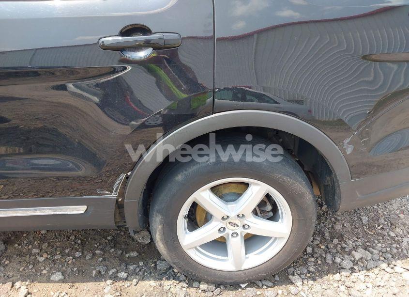 Photo 6 of 2019 Ford Explorer XLT (VIN 1FM5K7D88KGA92134)