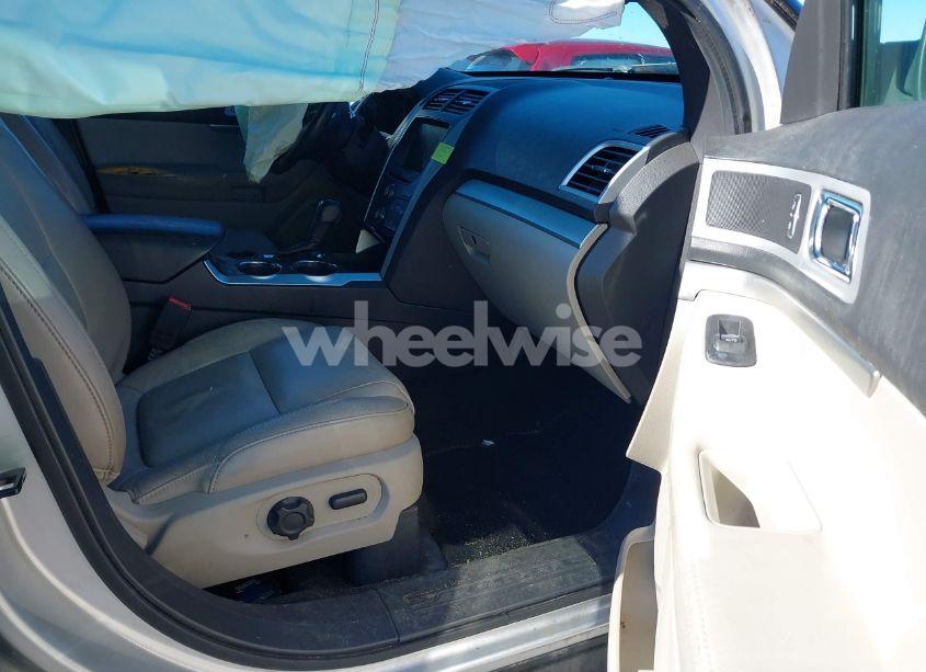 Photo 5 of 2013 Ford Explorer XLT (VIN 1FM5K7D89DGA36240)