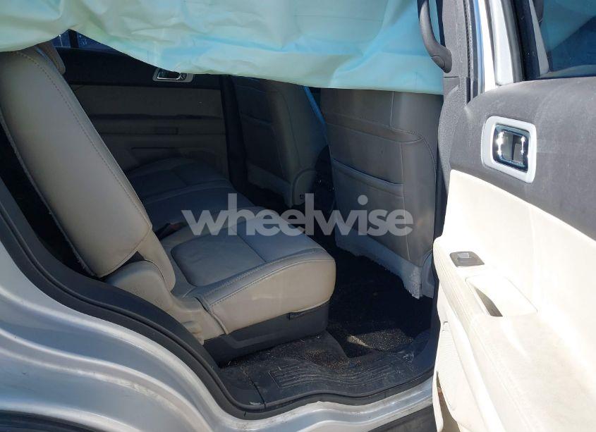 Photo 8 of 2013 Ford Explorer XLT (VIN 1FM5K7D89DGA36240)