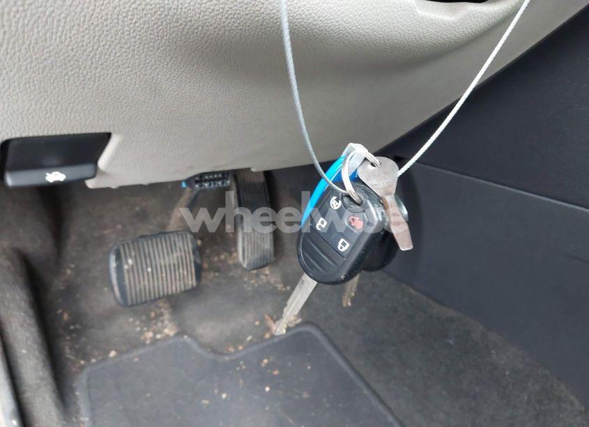 Photo 11 of 2013 Ford Explorer XLT (VIN 1FM5K7D89DGA37498)