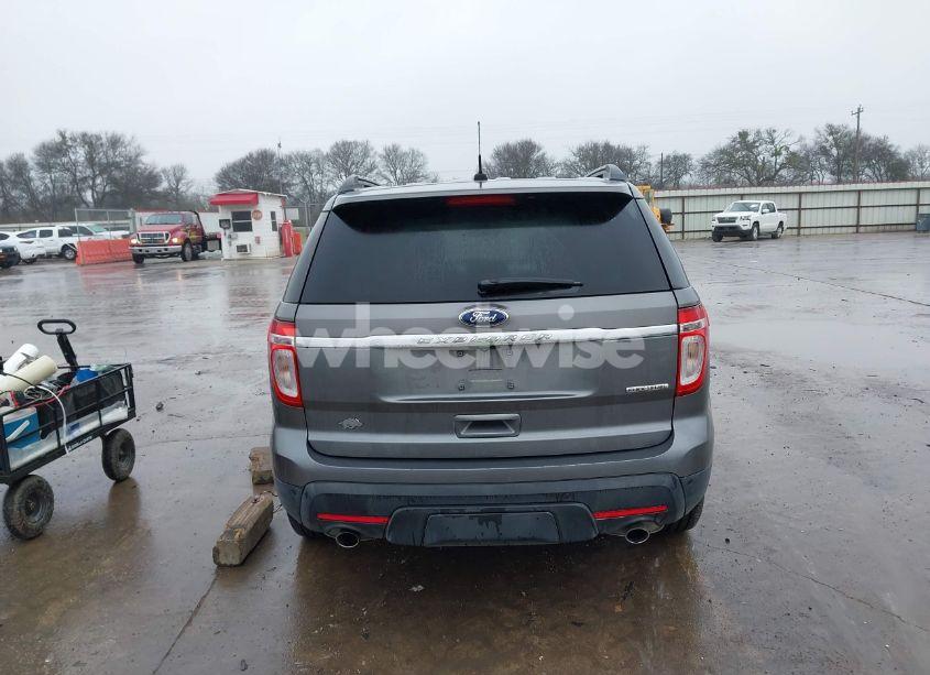 Photo 16 of 2013 Ford Explorer XLT (VIN 1FM5K7D89DGA37498)