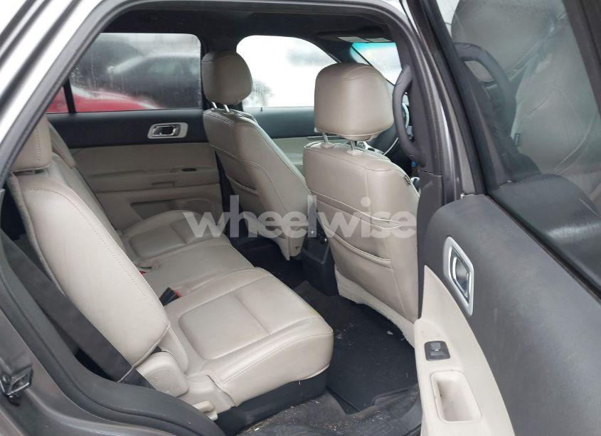 Photo 8 of 2013 Ford Explorer XLT (VIN 1FM5K7D89DGA37498)