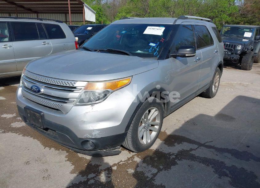 Photo 2 of 2013 Ford Explorer XLT (VIN 1FM5K7D89DGA54088)