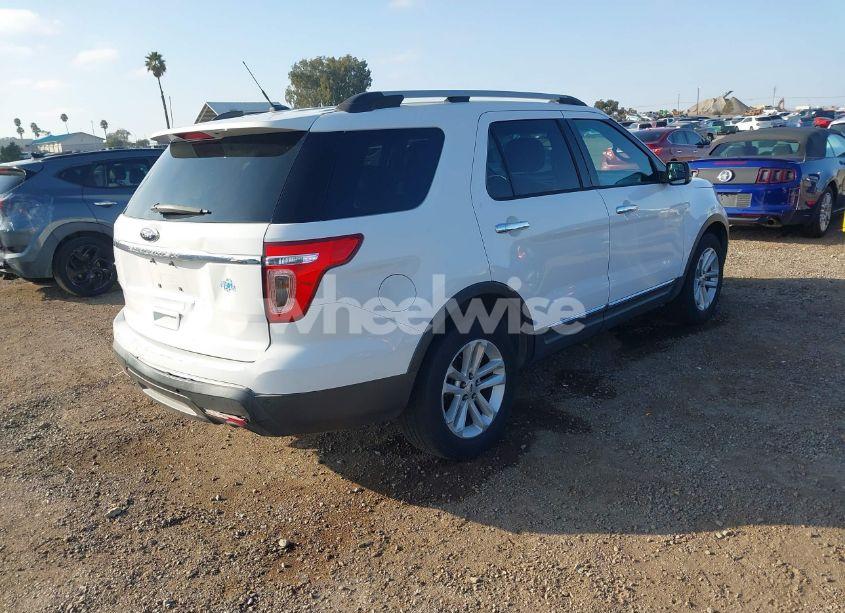 Photo 4 of 2013 Ford Explorer XLT (VIN 1FM5K7D89DGA84627)