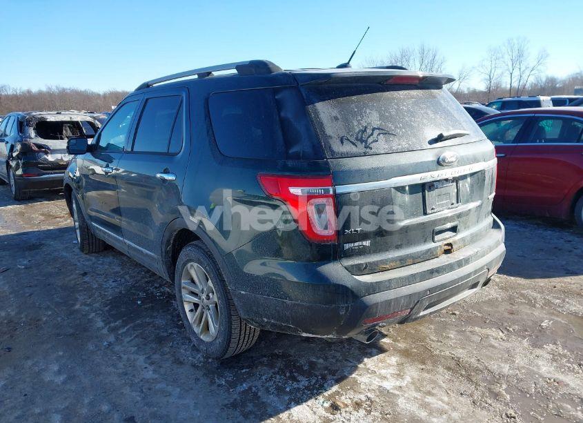 Photo 3 of 2013 Ford Explorer XLT (VIN 1FM5K7D89DGA97426)