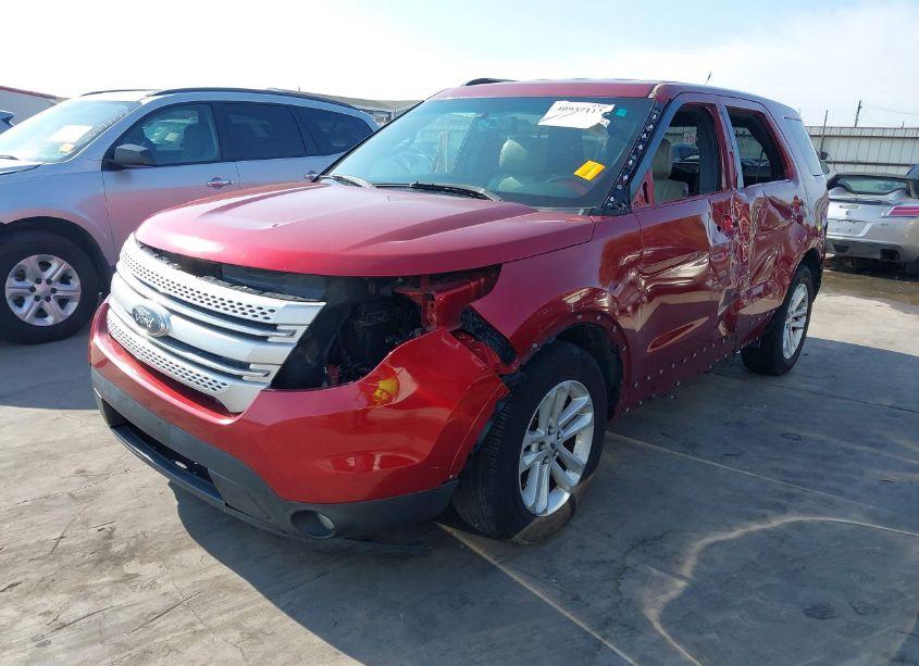 Photo 2 of 2013 Ford Explorer XLT (VIN 1FM5K7D89DGB51369)