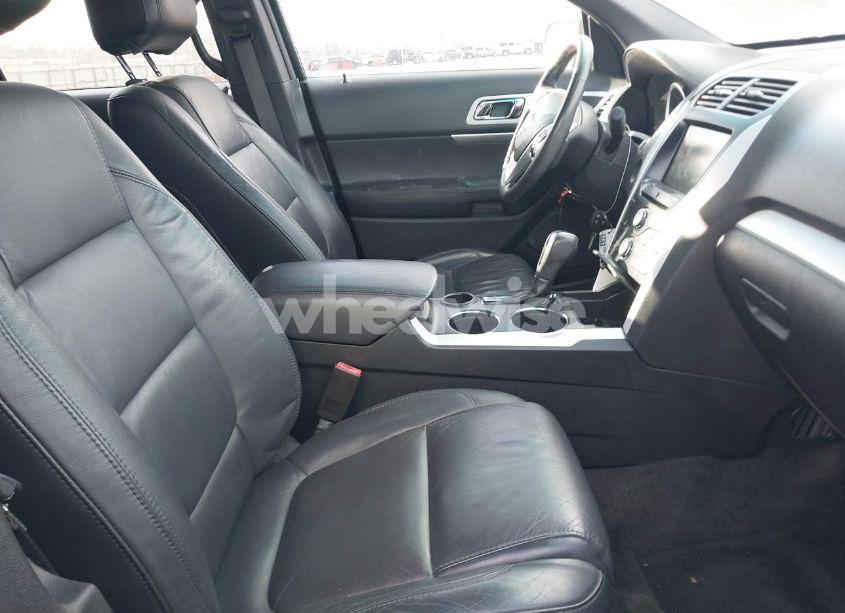 Photo 5 of 2014 Ford Explorer XLT (VIN 1FM5K7D89EGB23962)