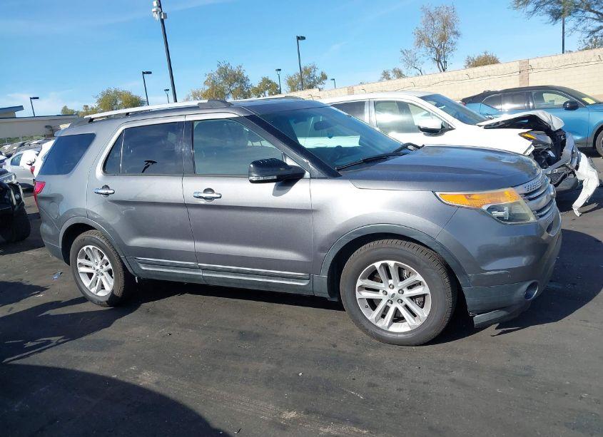Photo 14 of 2014 Ford Explorer XLT (VIN 1FM5K7D89EGB43130)
