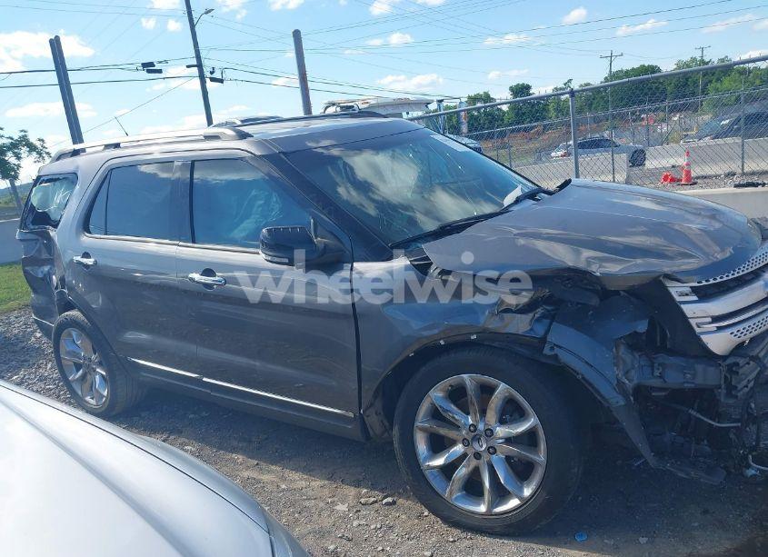 Photo 13 of 2014 Ford Explorer XLT (VIN 1FM5K7D89EGC22670)