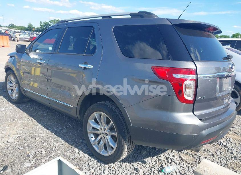 Photo 3 of 2014 Ford Explorer XLT (VIN 1FM5K7D89EGC22670)