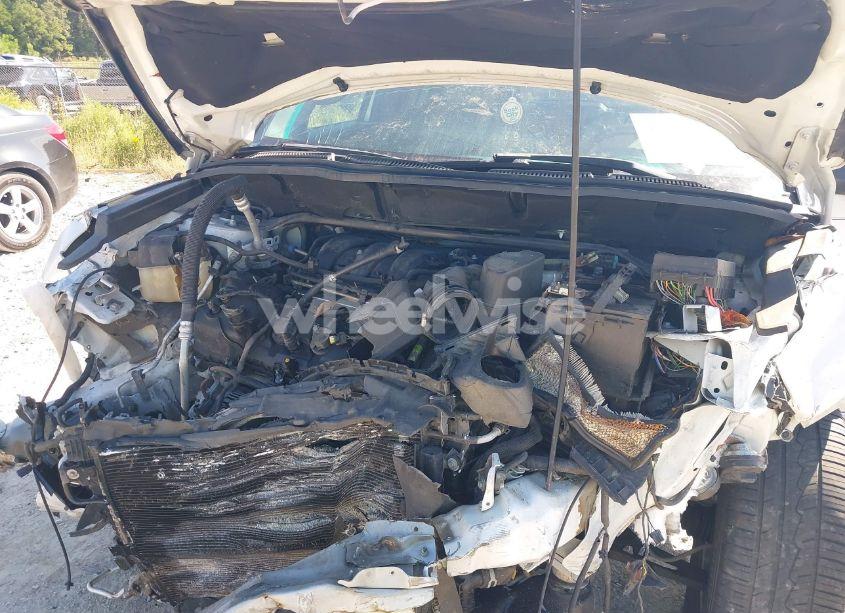 Photo 10 of 2015 Ford Explorer XLT (VIN 1FM5K7D89FGB69079)