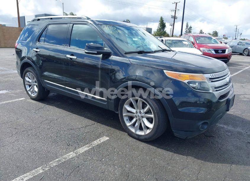 2015 Ford Explorer XLT (VIN 1FM5K7D89FGC39518) main photo