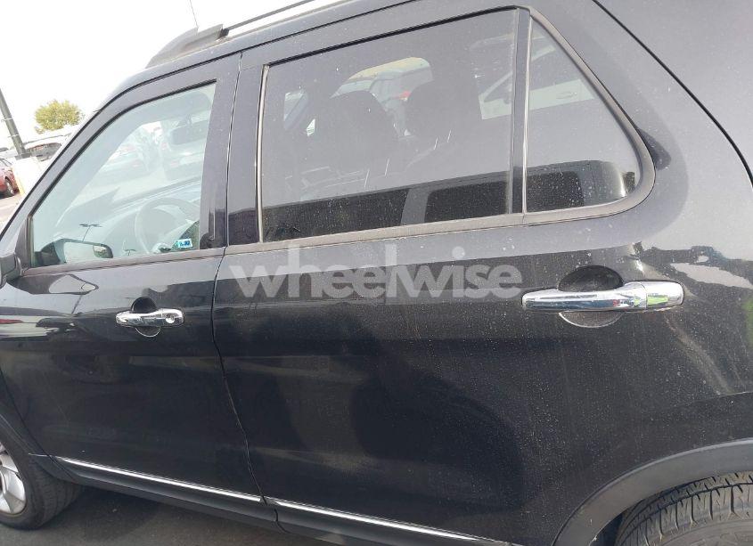 Photo 14 of 2015 Ford Explorer XLT (VIN 1FM5K7D89FGC39518)