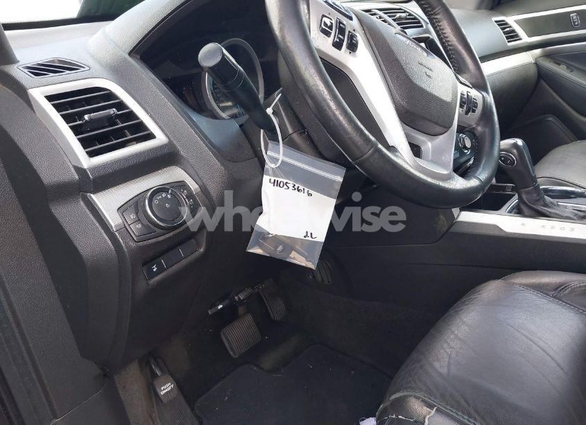 Photo 18 of 2015 Ford Explorer XLT (VIN 1FM5K7D89FGC39518)