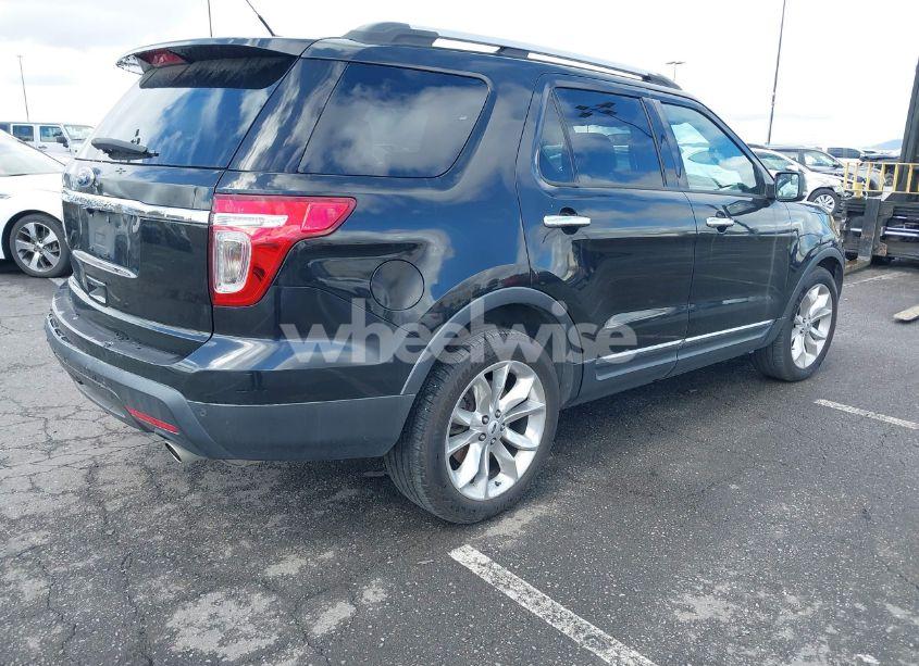 Photo 4 of 2015 Ford Explorer XLT (VIN 1FM5K7D89FGC39518)