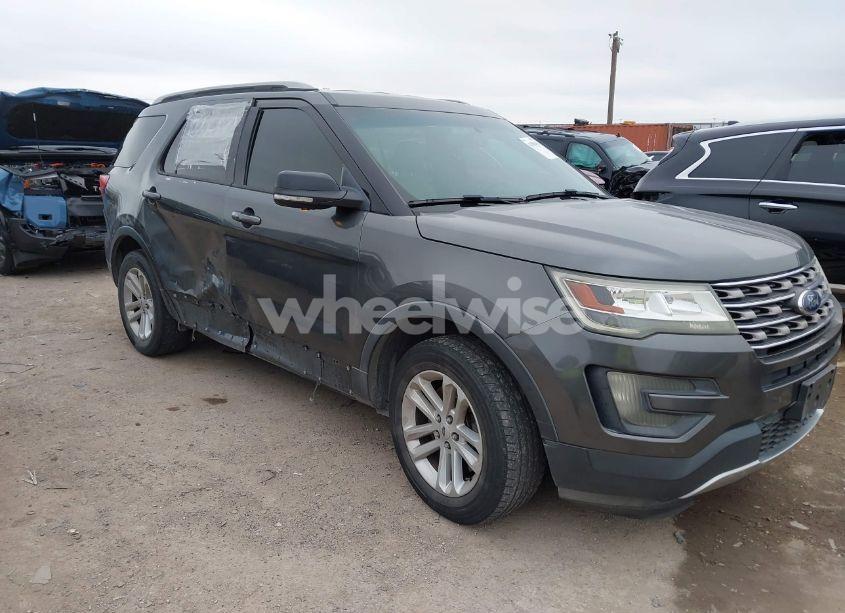 2016 Ford Explorer XLT (VIN 1FM5K7D89GGA47548) main photo