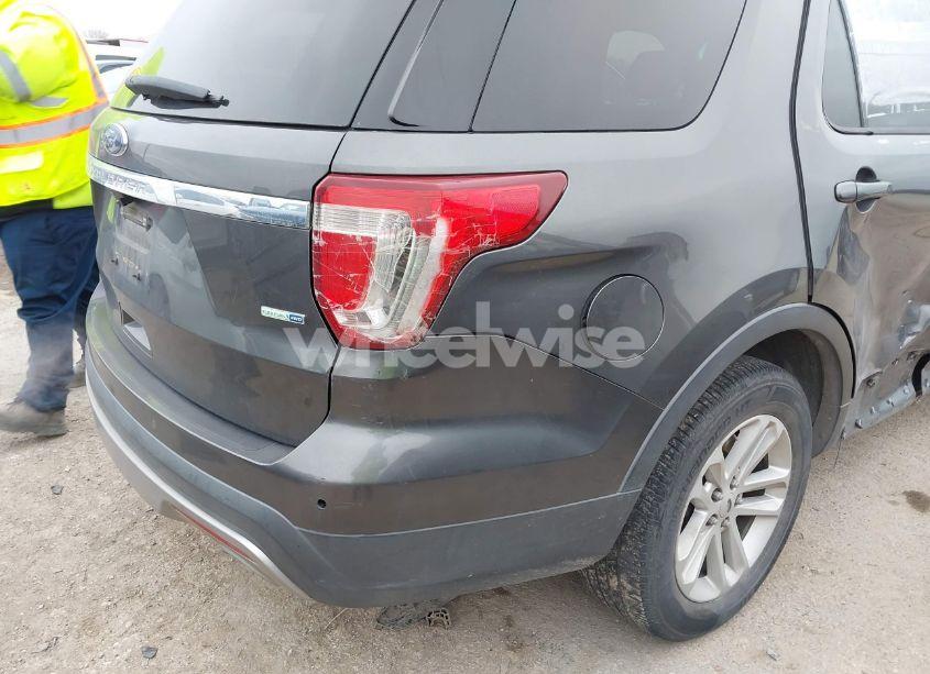 Photo 17 of 2016 Ford Explorer XLT (VIN 1FM5K7D89GGA47548)