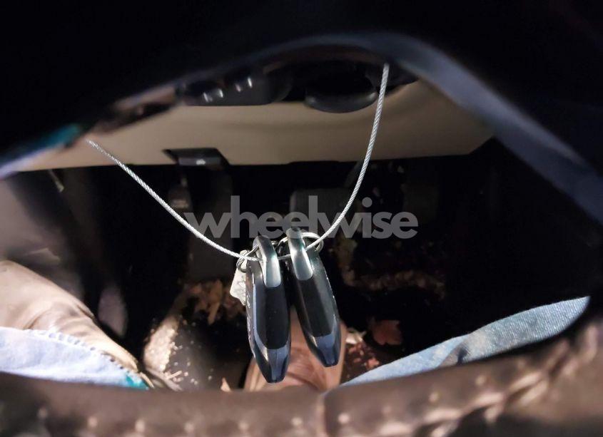 Photo 11 of 2016 Ford Explorer XLT (VIN 1FM5K7D89GGA93414)