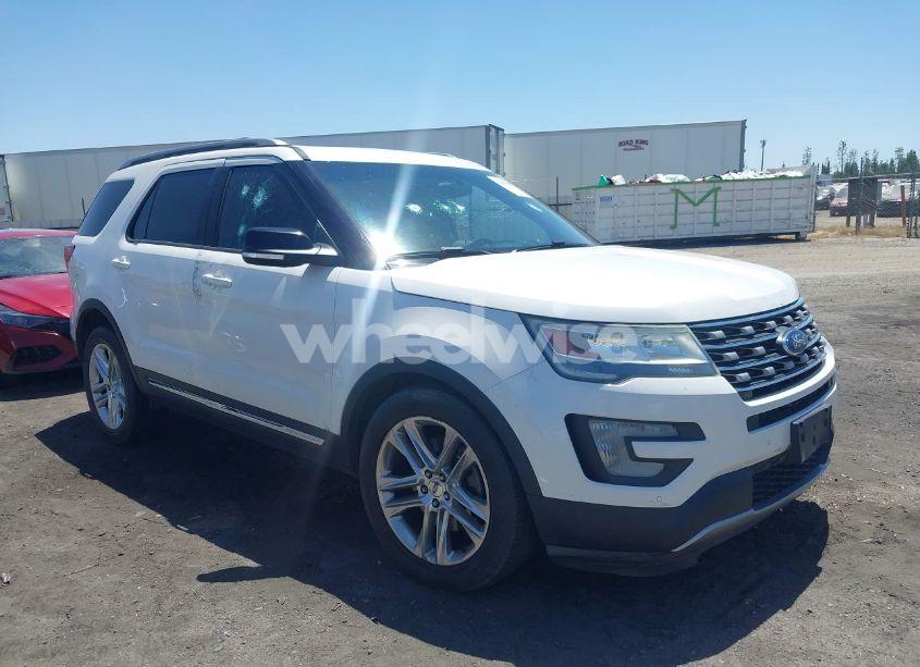 Photo 13 of 2016 Ford Explorer XLT (VIN 1FM5K7D89GGB72792)