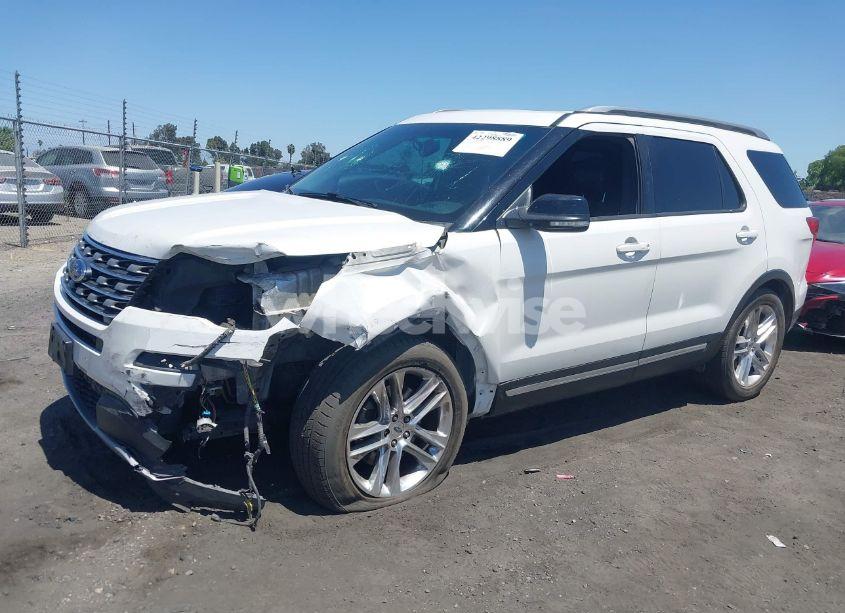 Photo 14 of 2016 Ford Explorer XLT (VIN 1FM5K7D89GGB72792)