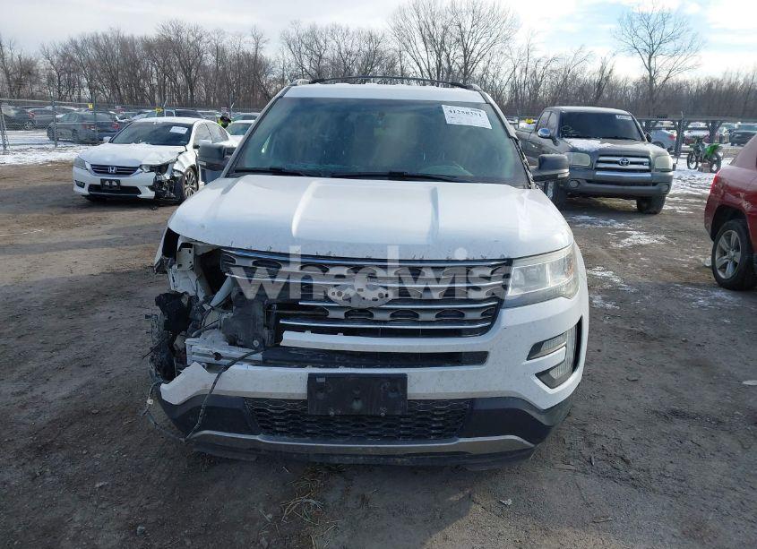 Photo 12 of 2016 Ford Explorer XLT (VIN 1FM5K7D89GGC55350)