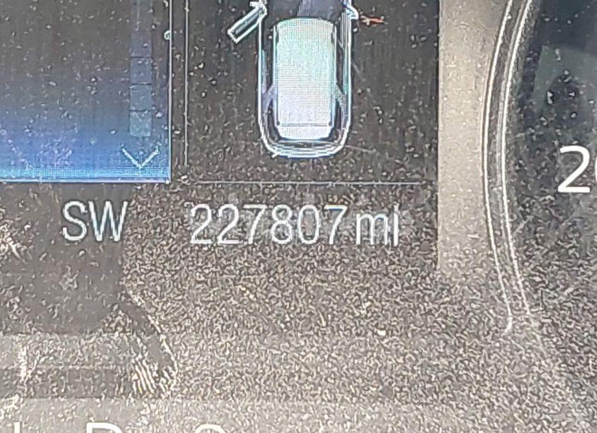 Photo 15 of 2016 Ford Explorer XLT (VIN 1FM5K7D89GGC55350)