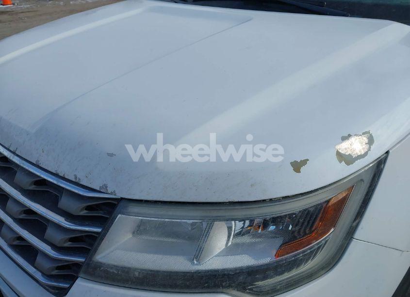 Photo 19 of 2016 Ford Explorer XLT (VIN 1FM5K7D89GGC55350)