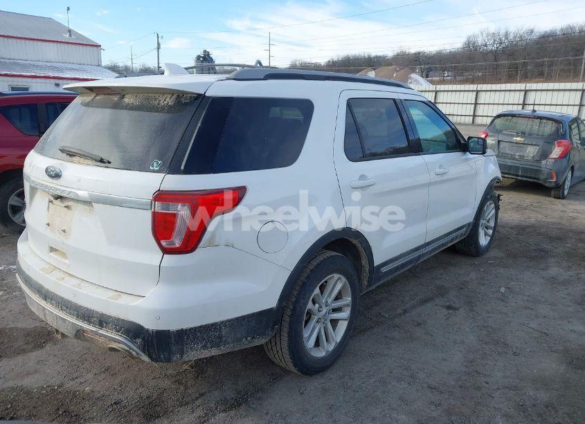 Photo 4 of 2016 Ford Explorer XLT (VIN 1FM5K7D89GGC55350)