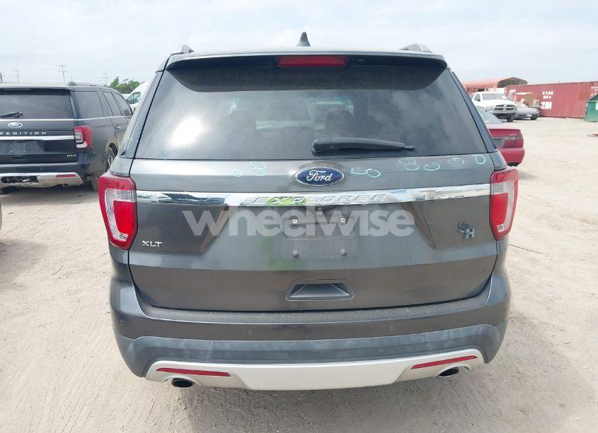 Photo 16 of 2017 Ford Explorer XLT (VIN 1FM5K7D89HGB14070)
